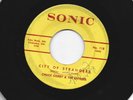 NORTHERN SWEET SOUL 45 - CHUCK CORBY & ENTREES - CITY OF STRANGERS -HEAR - SONIC