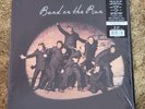 PAUL MCCARTNEY & WINGS  BAND ON THE RUN  LP WHITE VINYL  POSTER RARE NM