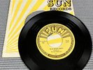 ELVIS PRESLEY Blue Suede Shoes / My Baby's Gone Vinyl 45  SUN RECORDS #521 NM
