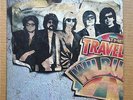 TRAVELING WILBURYS VOLUME ONE LP 1988 - Nice clean copy with inner sleeve