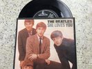 VINYL 45 RECORD, THE BEATLES- SHE LOVES YOU, I'LL GET YOU, PARLOPHONE R-5055
