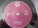RARE ORIGINAL SINGAPORE PRESS THE STATUS QUO ICE IN THE SUN 1968 LOOKS UNPLAYED