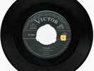 ELVIS PRESLEY HOUND DOG / MONEY HONEY JAPAN ONLY VICTOR 7