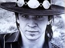 New: STEVIE RAY VAUGHAN & DOUBLE TROUBLE - The Essential, Vinyl LP