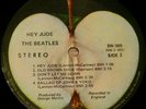 BEATLES with Capitol Logo in Shrink Hey Jude Orig 1st pressing 1970 Apple Lp EX