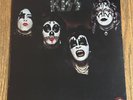 KISS  