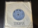 1967 The Righteous Flames - When a girl loves a boy (Fab 30) 7