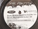THE ROYAL ESQUIRES AIN'T GONNA RUN / THE MILESTONES THE JOKER  7