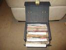 VINTAGE BLUE RECORD CASE c/w 56 SINGLE VINYL 7