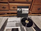 U2 THE JOSHUA TREE ISLAND  RECORDS  90581-1  WITH POSTER/LYRICS INSERT NM/EX