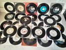 Vintage 1970s-1990s (26) 45 RPM Records Garth Brooks Alan Jackson Shania Twain