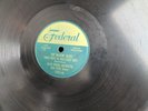 Fluffy Hunter R&B 78  The walkin blues / Love is a fortune    VG+ Federal