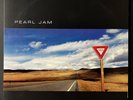 Pearl Jam Yeild Orig 1998 US Press Ex/Ex+ w/Sticker Rare First Press Grunge