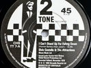 Elvis Costello -I Can’t Stand Up For Falling Down- UK 2-Tone 7” Double Dip Centr