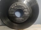 ELVIS PRESLEY  EP import  ITALY A72V 0073  