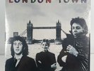 Paul McCartney Wings London Town LP 1978 Capitol SW-11777 Vinyl WITH POSTER
