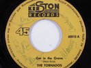 Garage Soul 45 TORNADOS Get In The Grove KERSTON germany HEAR k