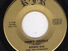 RONNIE RAE & DYNAMICS RJR 702 FUNKY SHUFFLE   VG +     45 RPM