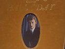 JOHNNY CHANTE HALLYDAY  Edition velours 1965 numéroté SABS JH sur tranche