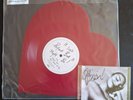 OLIVIA DEAN IT ISNT PERFECT HEART SHAPED PICTURE DISC & SIGNED ART CARD