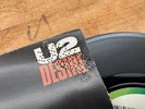 U2 : 7