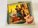 DOLLY PARTON SIGNED BY ALL AUTOGRAPHED LP TRIO LINDA RONSTADT EMMYLOU HARRIS