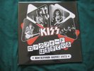 KISS - 2LP - BLACK VINYL - POSTER & BOOKLET - NEW